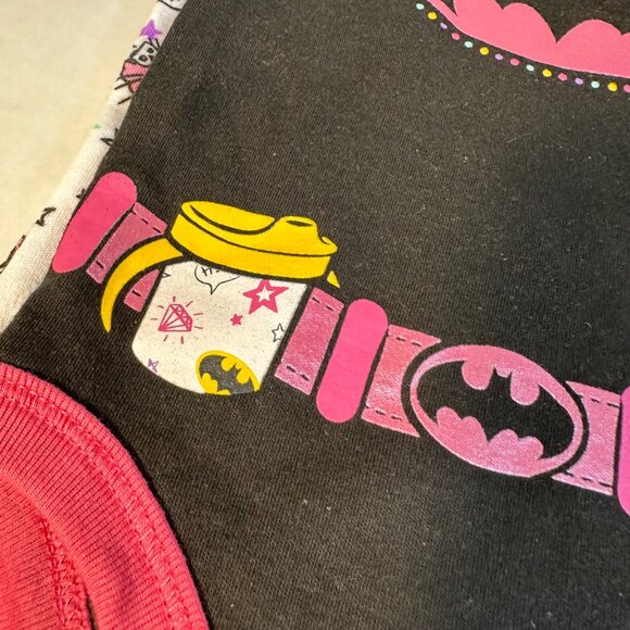 New Born Baby Girl Bundle Batman One Piece Bodysuits Headbands Pants & Socks NWT - Picture 10 of 11